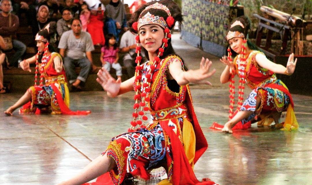 Pentingnya Melestarikan Budaya Dan Bahasa Daerah, Yuk Simak