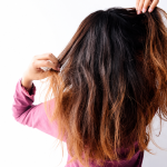 Tips Untuk Memperbaiki Rambut Kamu Yang Kering Dan Rusak